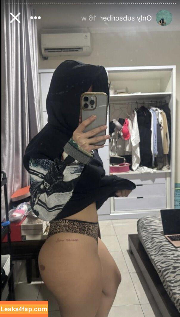 bluntviews_ /  leaked photo photo #0013