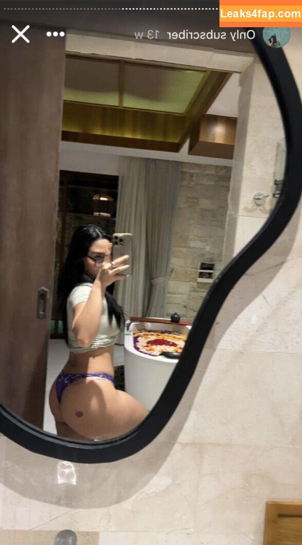 bluntviews_ /  leaked photo photo #0018