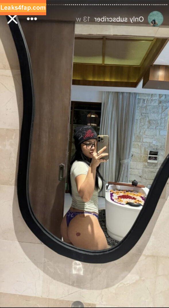 bluntviews_ /  leaked photo photo #0019