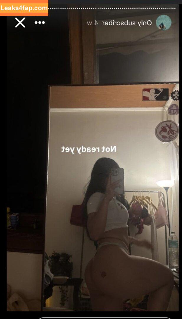 bluntviews_ /  leaked photo photo #0024