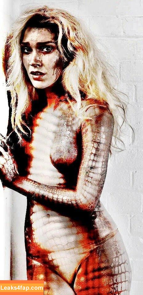 Body Painted Celebs. / bodypaintqueen leaked photo photo #0032