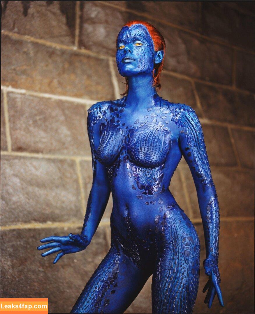 Body Painted Celebs. / bodypaintqueen leaked photo photo #0159