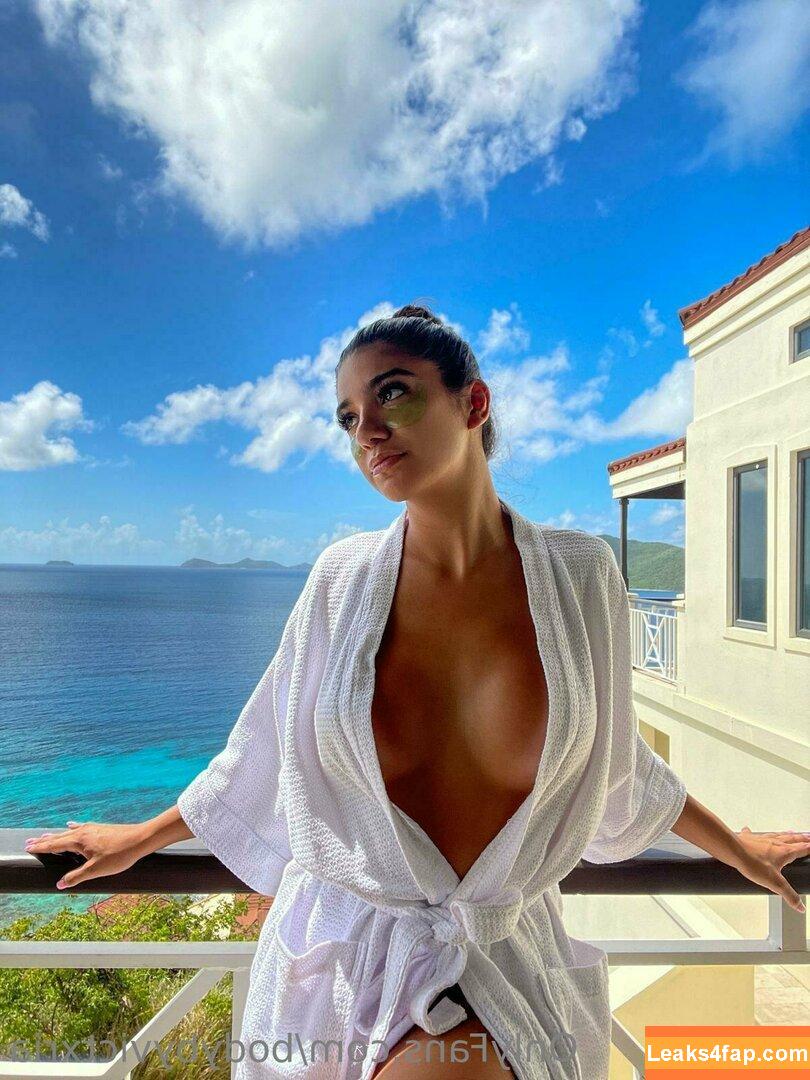 Bodybyvictxria / bodybyvictoria.fitness leaked photo photo #0024