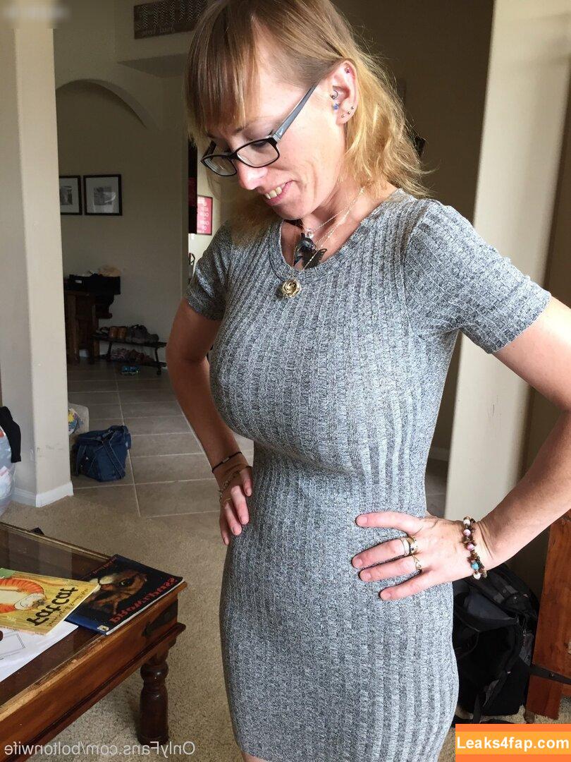BoltOnWife / boltonswife leaked photo photo #0055