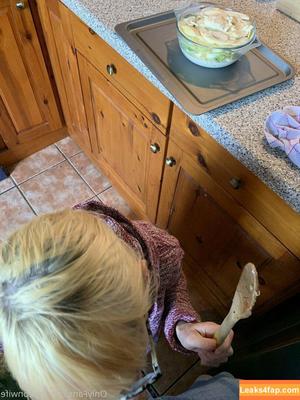 BoltOnWife photo #0026