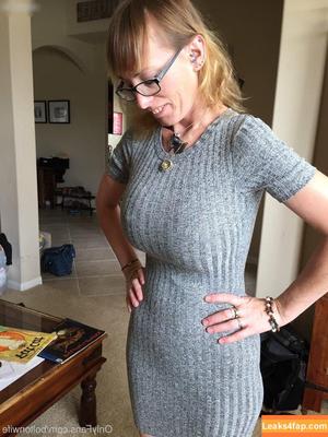 BoltOnWife photo #0055