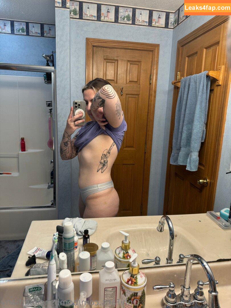 bombshellbethany /  leaked photo photo #0005
