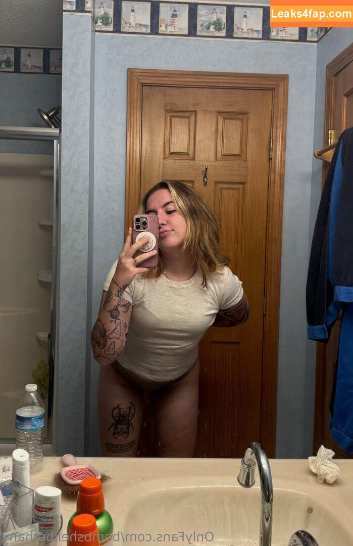 bombshellbethany /  leaked photo photo #0024