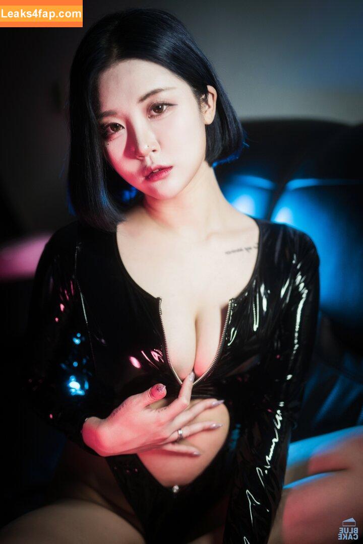 girlcrushfancam / Bomi / Girl Crush KPop / bomistry / bomistry2022 leaked photo photo #0129