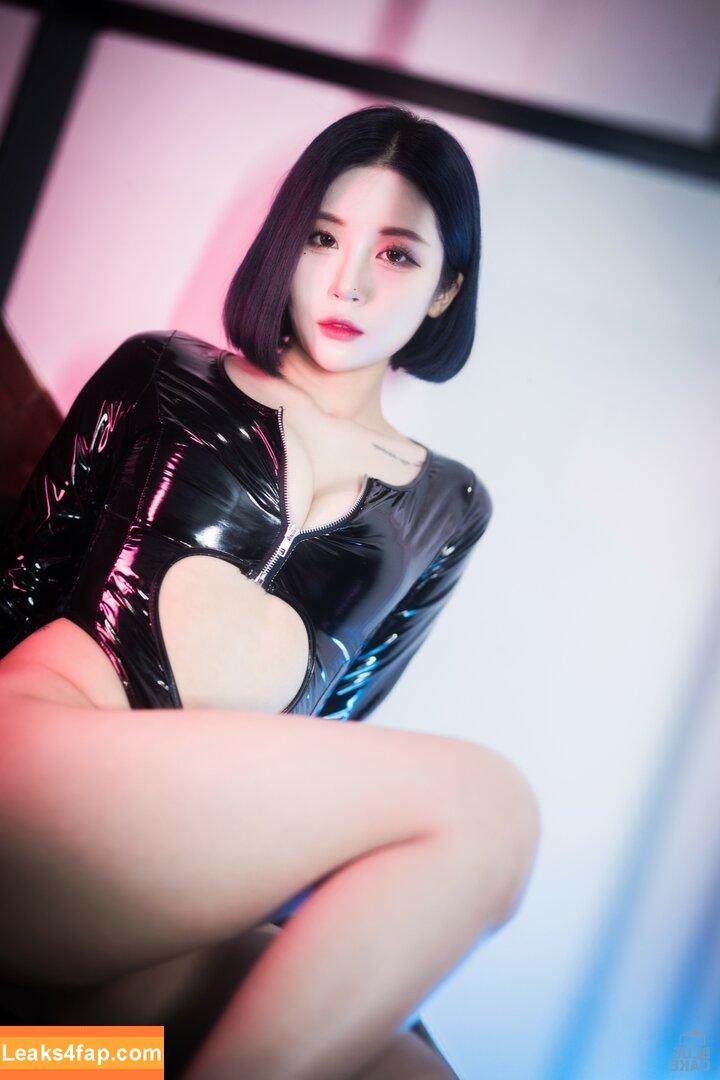 girlcrushfancam / Bomi / Girl Crush KPop / bomistry / bomistry2022 leaked photo photo #0156