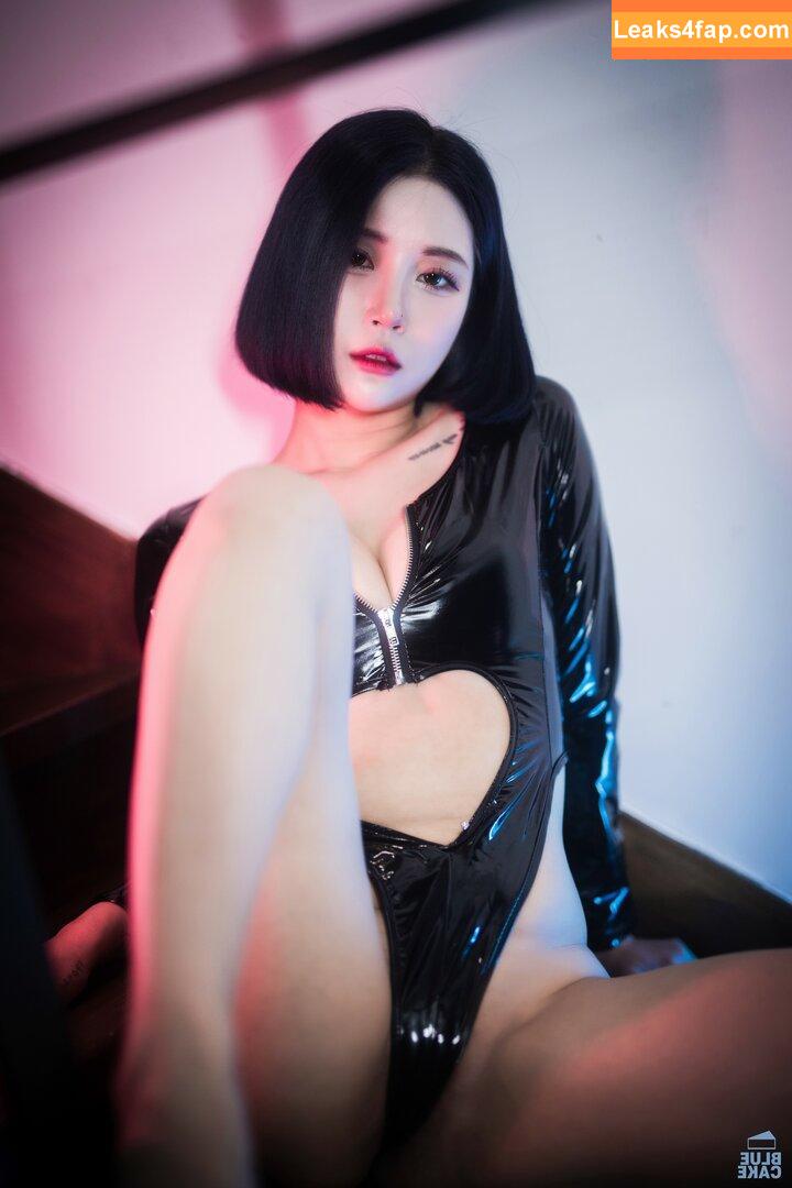 girlcrushfancam / Bomi / Girl Crush KPop / bomistry / bomistry2022 leaked photo photo #0159