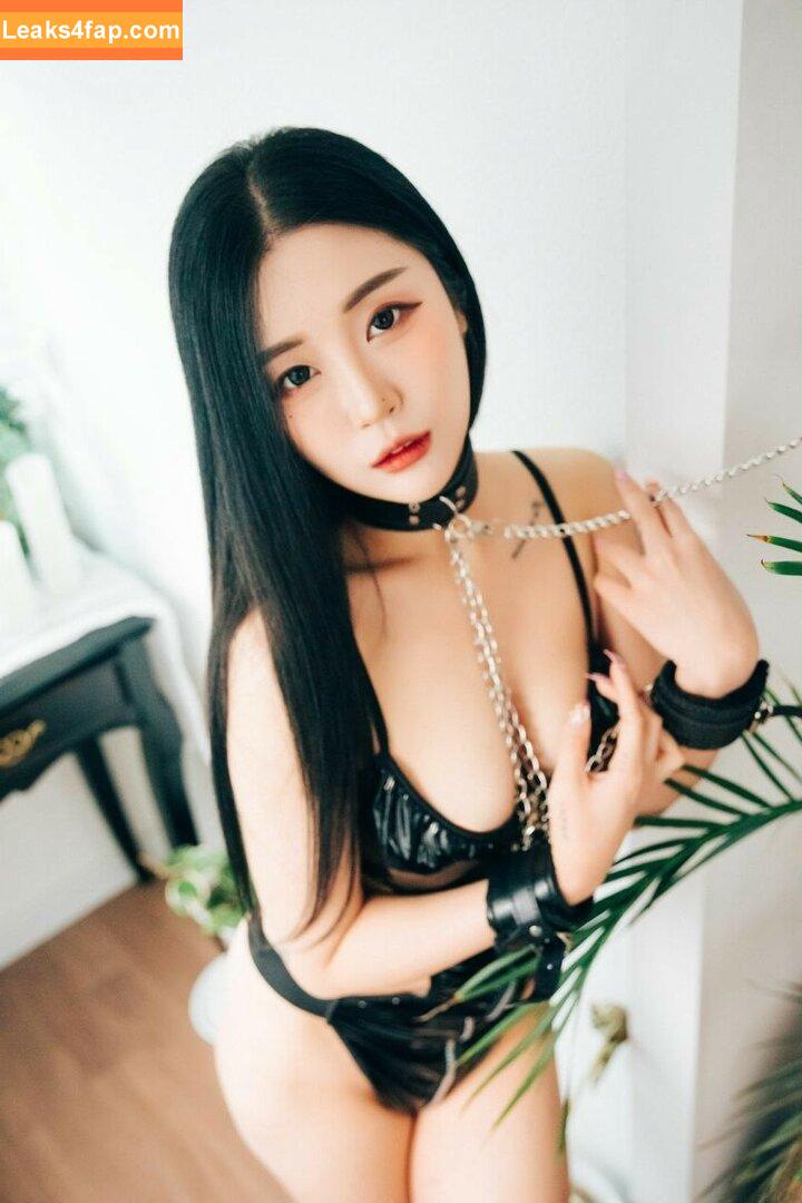 girlcrushfancam / Bomi / Girl Crush KPop / bomistry / bomistry2022 leaked photo photo #0193