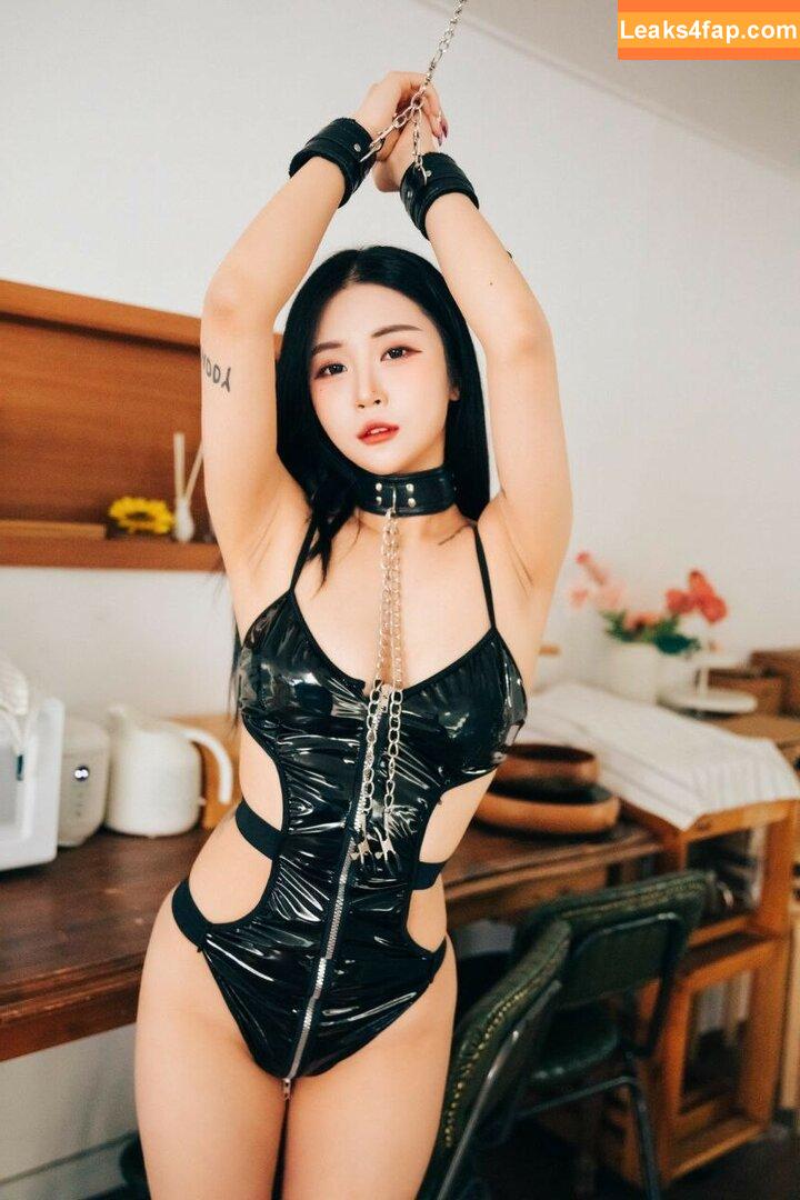 girlcrushfancam / Bomi / Girl Crush KPop / bomistry / bomistry2022 leaked photo photo #0194