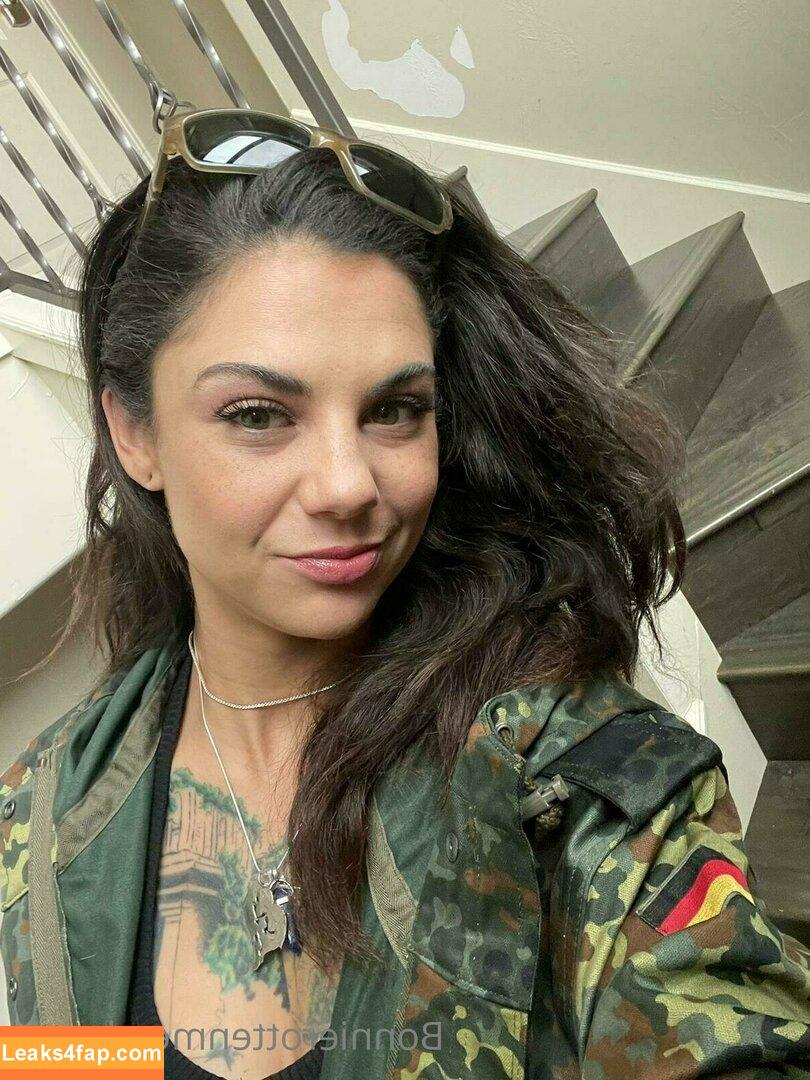 Bonnie Rotten / bonnierottenx / officialbonnierotten leaked photo photo #0078