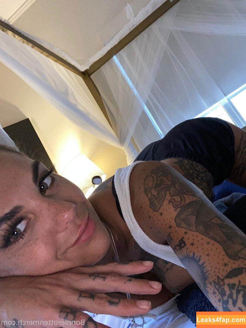 Bonnie Rotten / officialbonnierotten слитое фото фото #0564