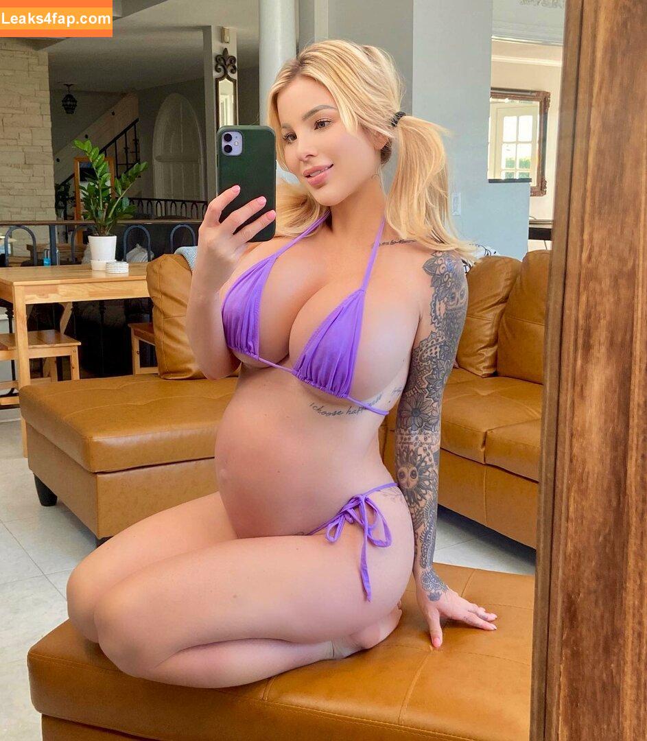 bonnie.stark / https: leaked photo photo #0019