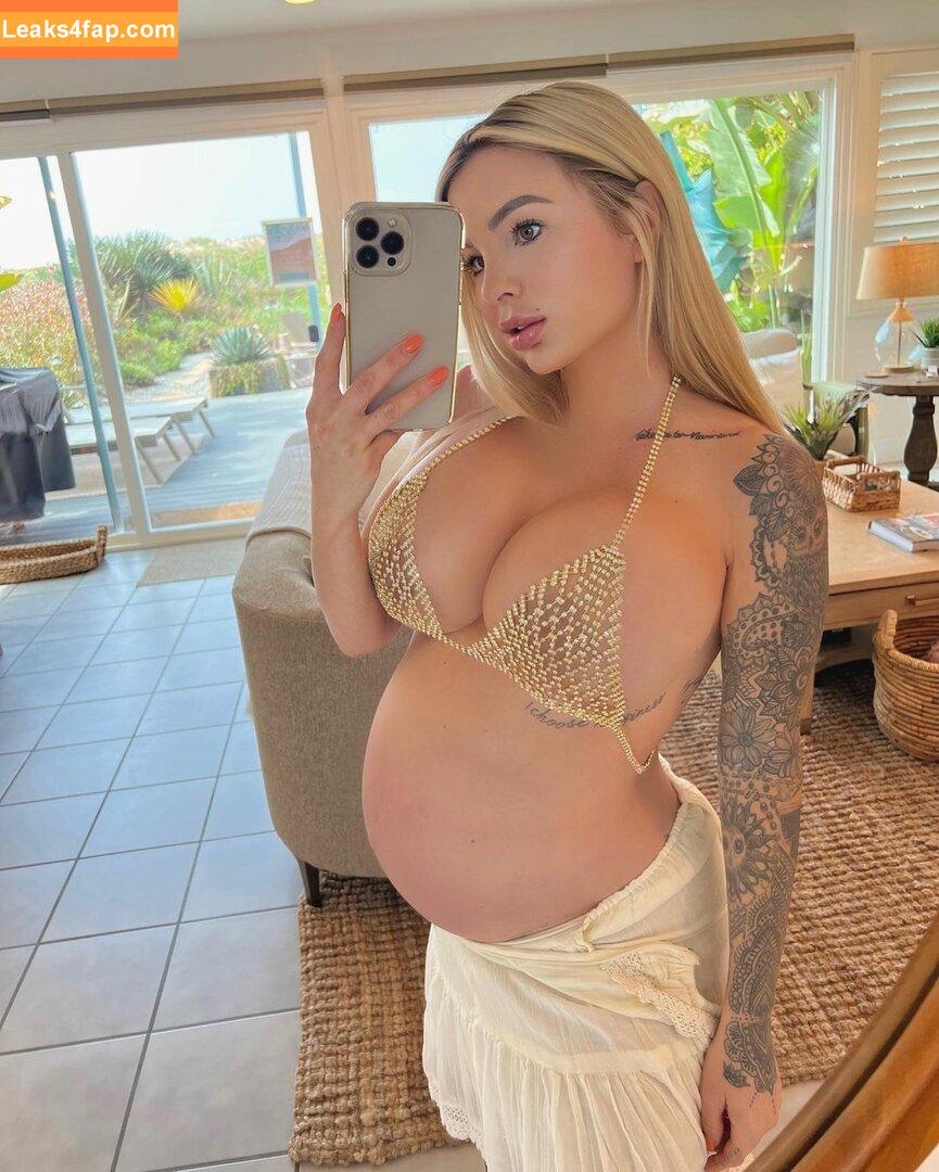 bonnie.stark / https: leaked photo photo #0033