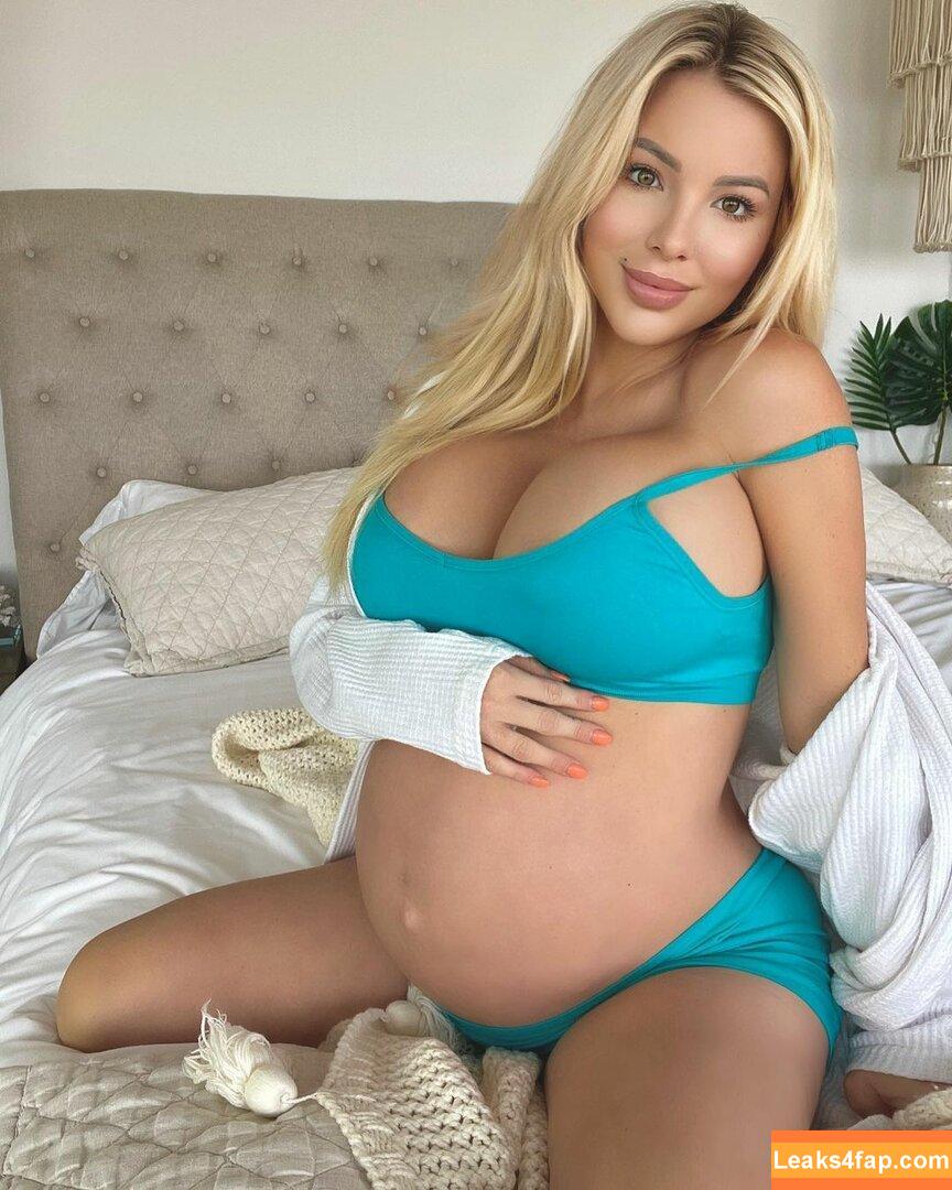 bonnie.stark / https: leaked photo photo #0036