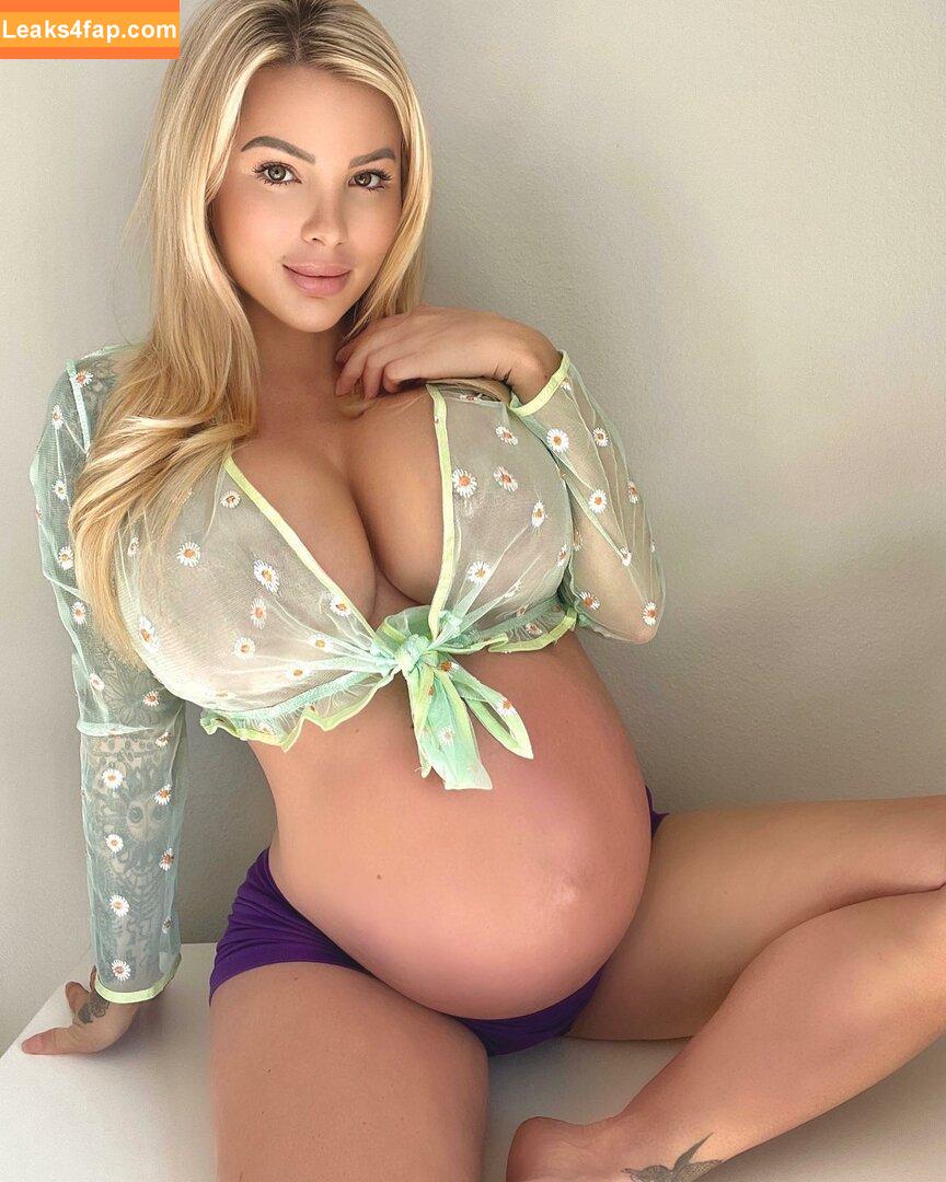 bonnie.stark / https: leaked photo photo #0773