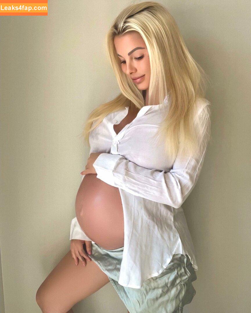 bonnie.stark / https: leaked photo photo #0777