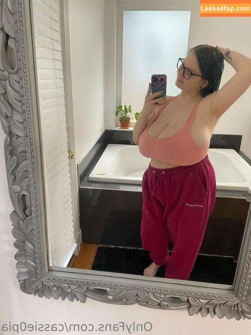 bonnie.stark / https: leaked photo photo #0833