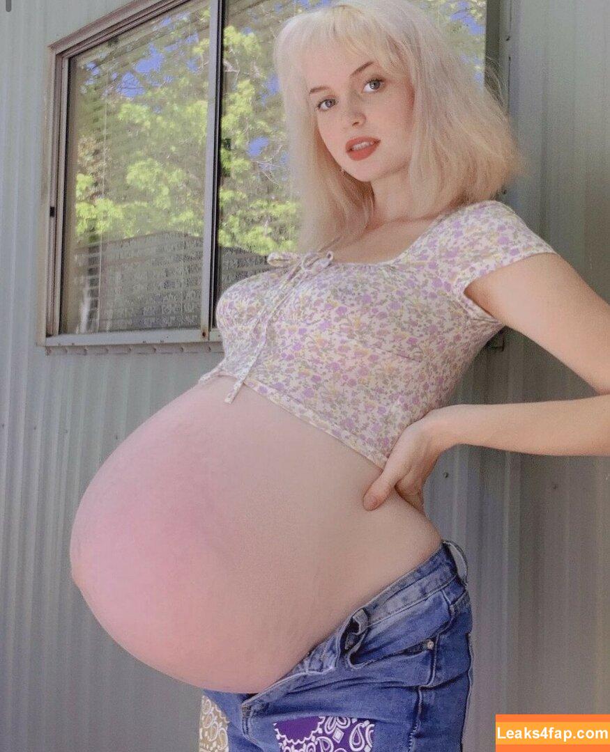 bonnie.stark / https: leaked photo photo #0877