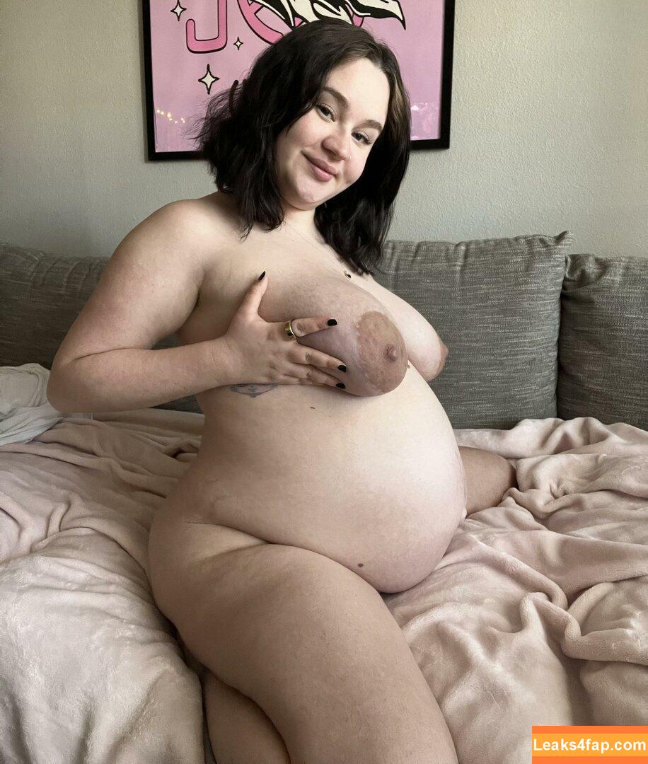 bonnie.stark / https: leaked photo photo #0953