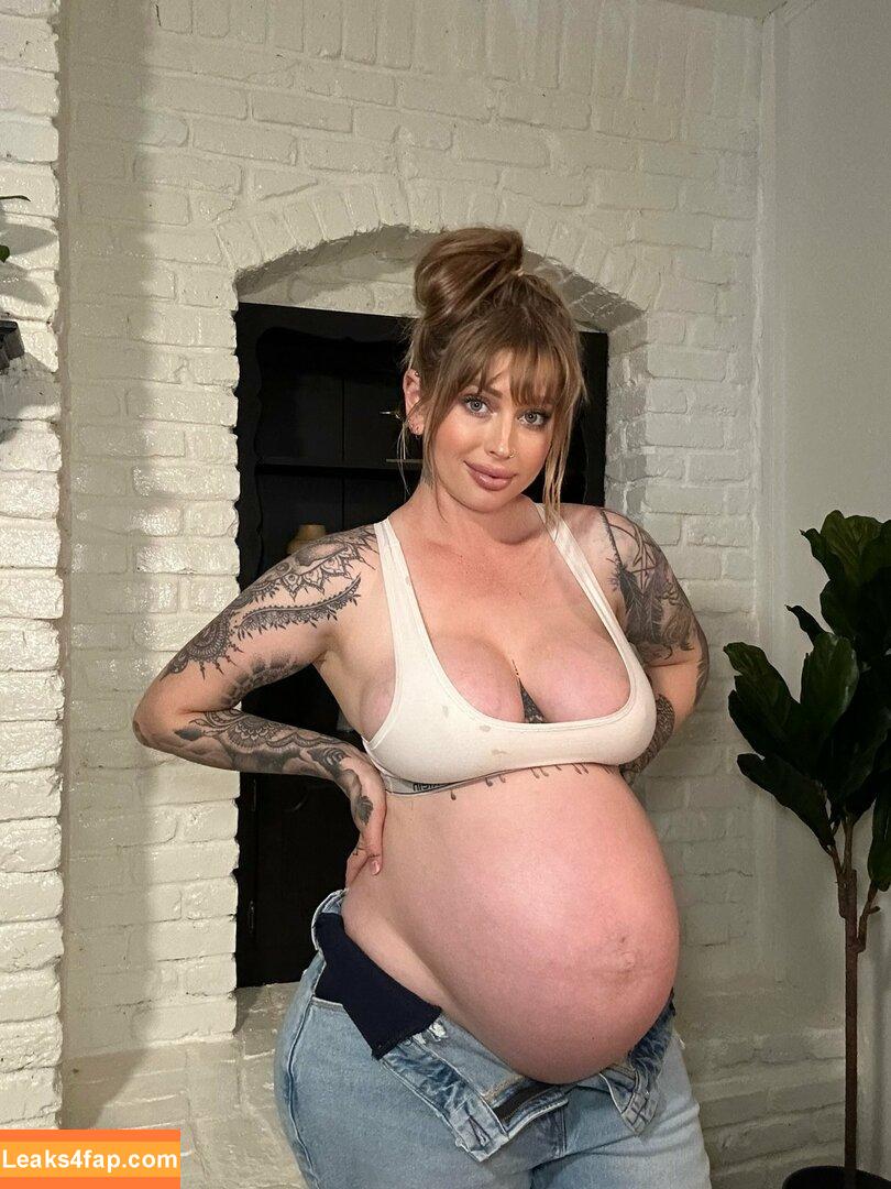 bonnie.stark / https: leaked photo photo #1135