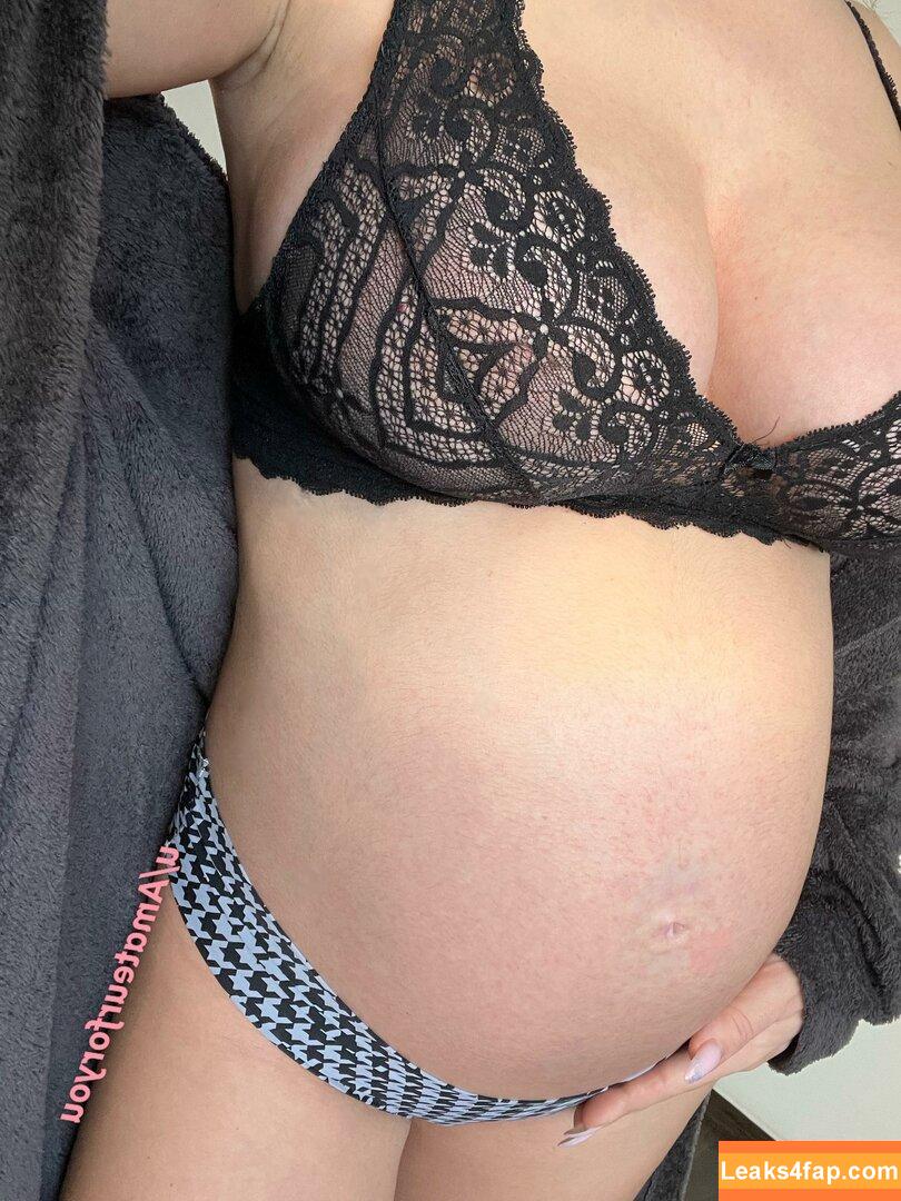 bonnie.stark / https: leaked photo photo #2376