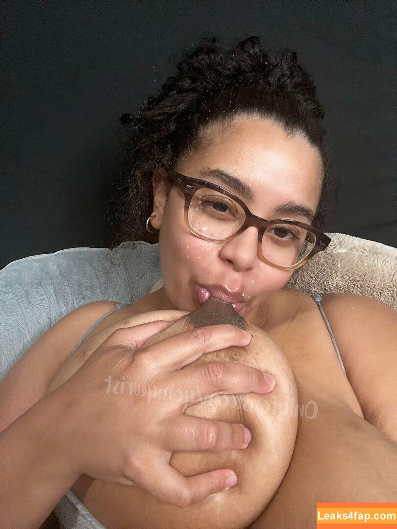 bonnie.stark / https: leaked photo photo #2703