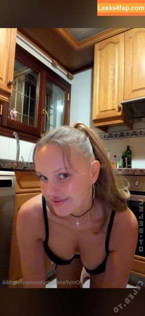 Bonnie Strange photo #0242