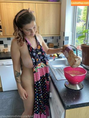 Bonnie Tawny фото #0194