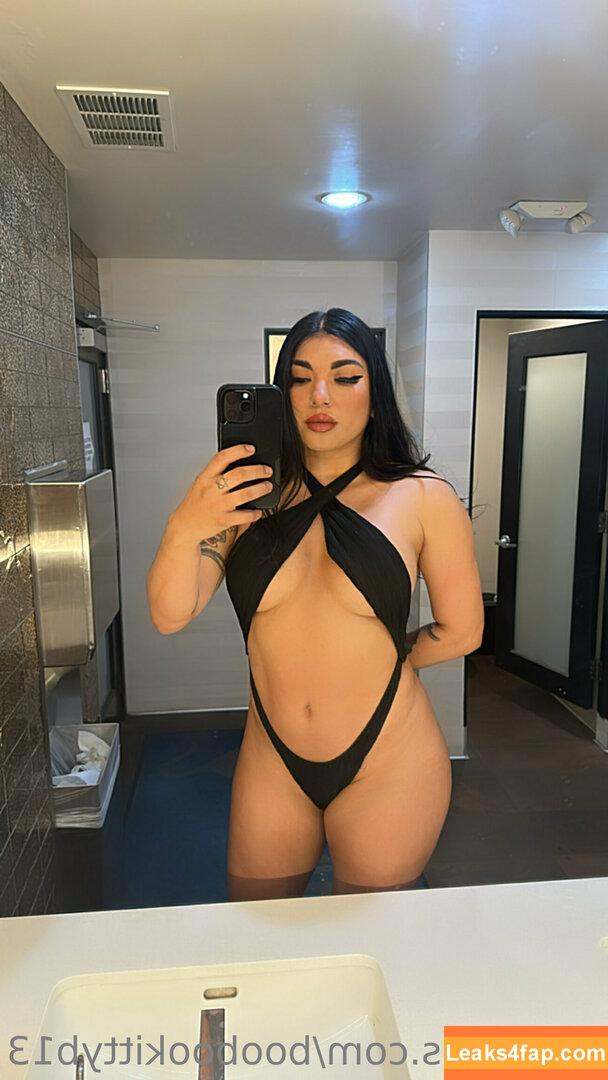 Boobookittyb13 / booboocumkitty / boobookittyyb13 / https: leaked photo photo #0242