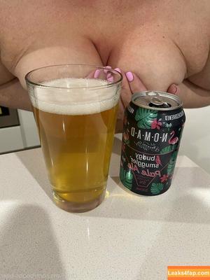 boobs-beer photo #0009