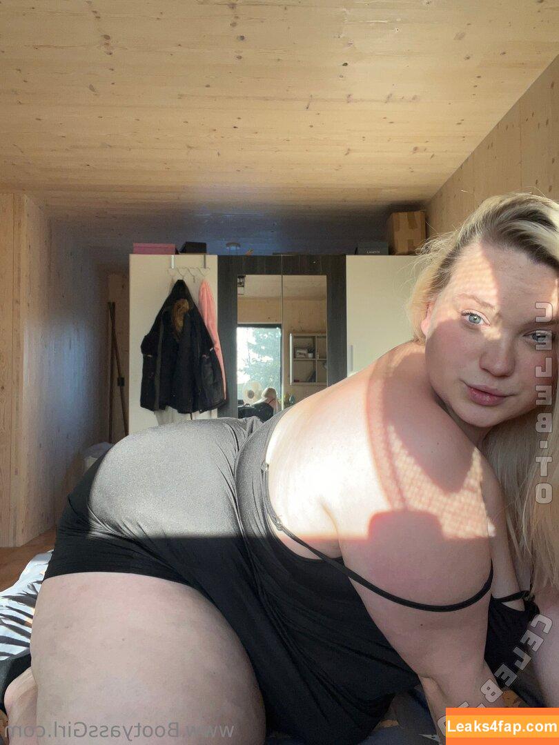 Bootyass Girl / BootyassGirl / booty.ass.girls / https: leaked photo photo #0049