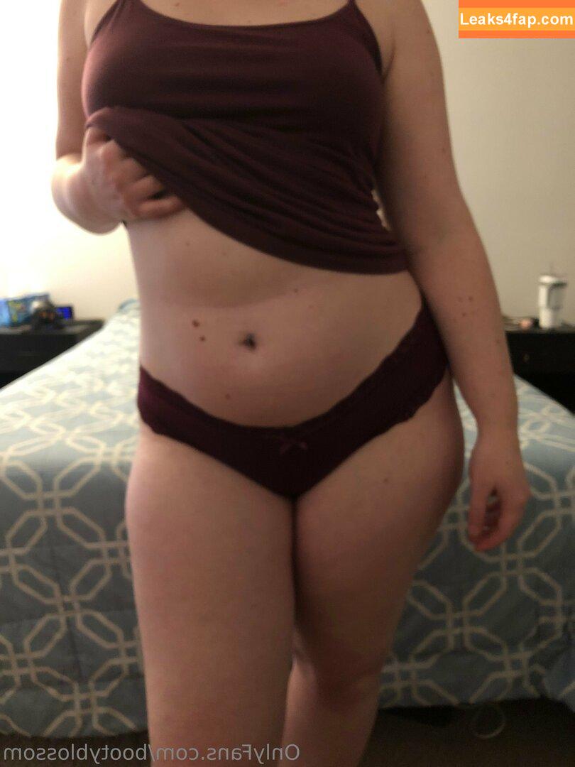 BootyBlossom / bootyblossomOF leaked photo photo #0019