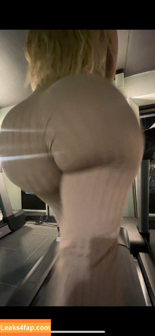 bootybyshelll / bootybyshelx leaked photo photo #0005