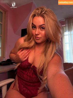 Bootyluna photo #0025
