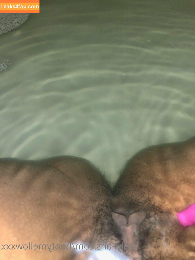 BootyMellow / BlaccMedusaSA / Boitumelo / booty_melow / bootymellowxxx / https: / kikkii / nudiitygoddess leaked photo photo #0019