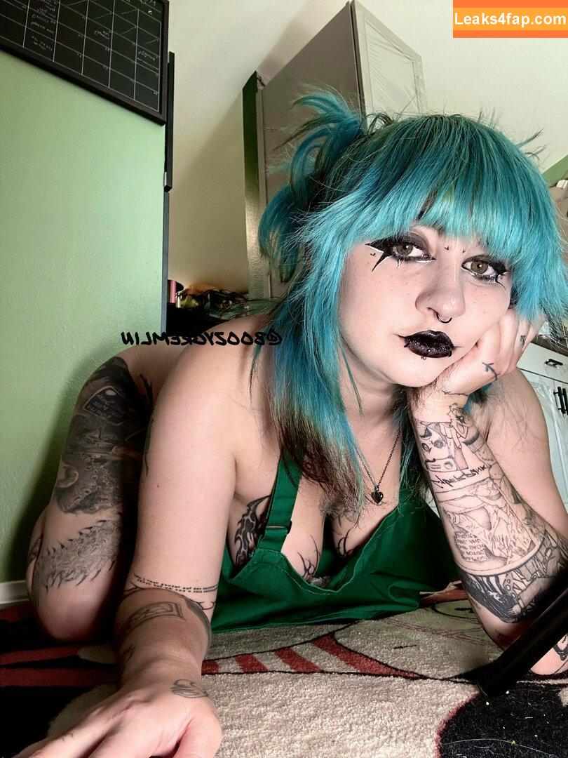 boozygremlin / boozy.gremlin leaked photo photo #0056