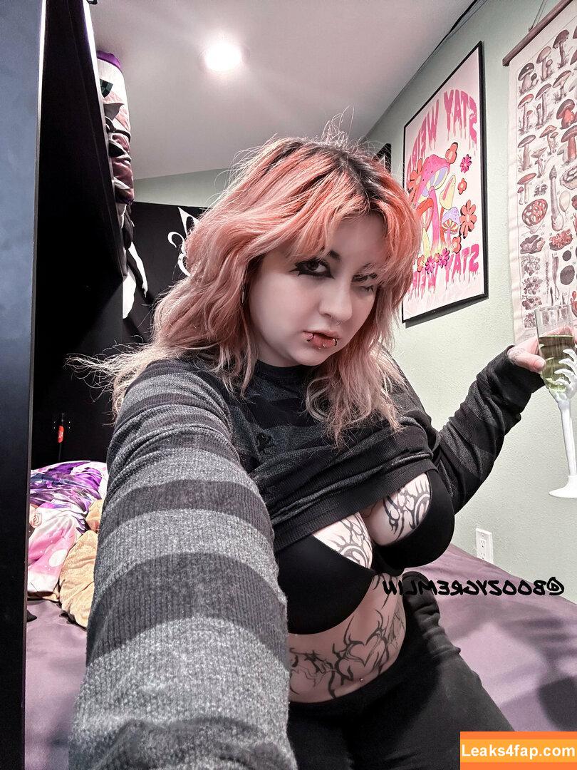 boozygremlin / boozy.gremlin leaked photo photo #0246