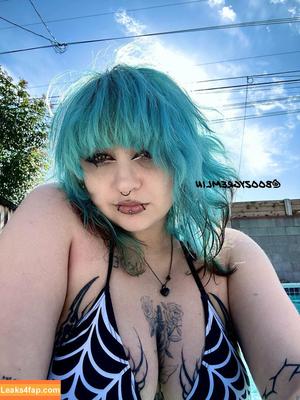 boozygremlin photo #0082
