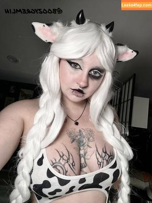 boozygremlin photo #0096