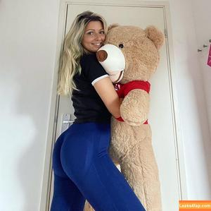 Bouncing_angel photo #0015