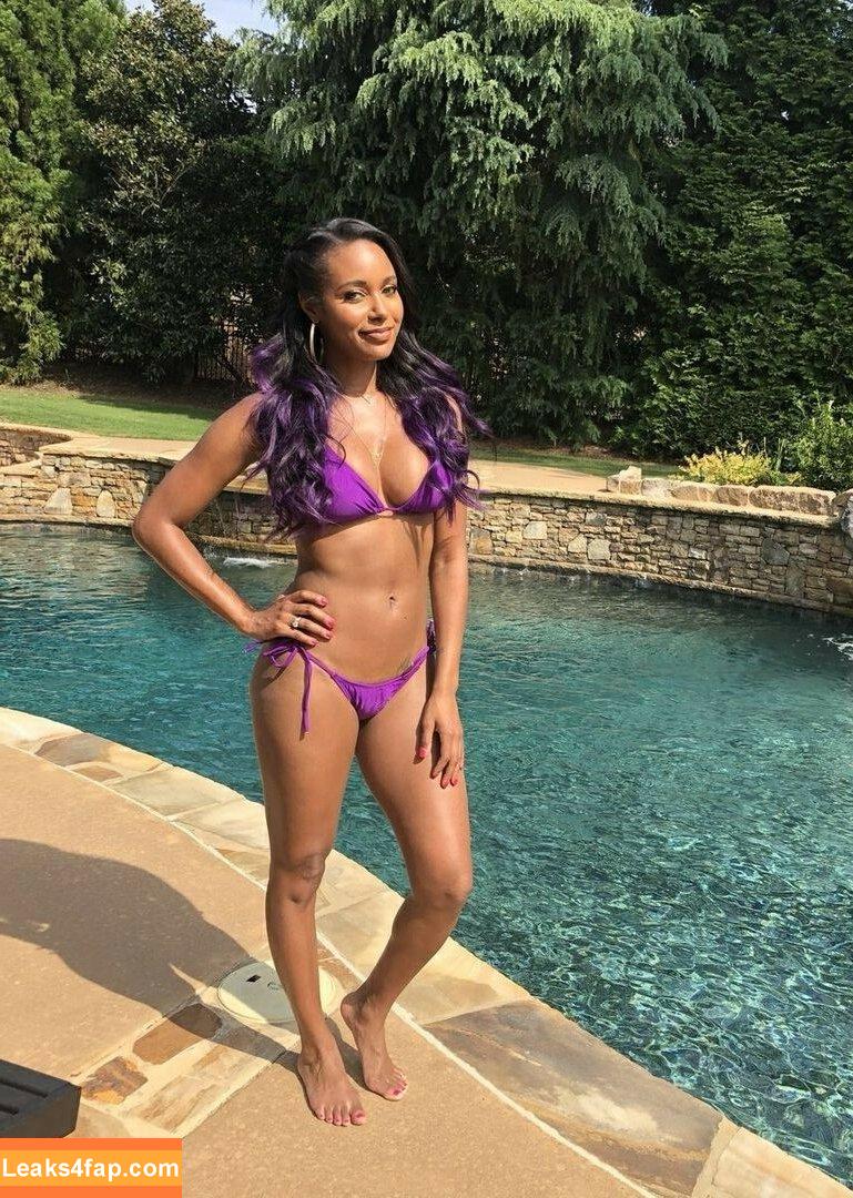 Brandi Rhodes / thebrandirhodes слитое фото фото #0012