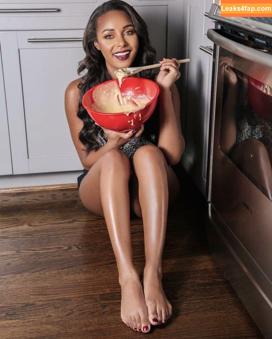 Brandi Rhodes / thebrandirhodes leaked photo photo #0046