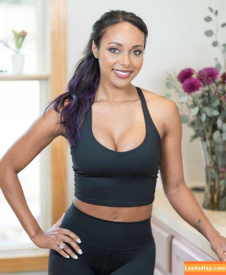 Brandi Rhodes / thebrandirhodes leaked photo photo #0213