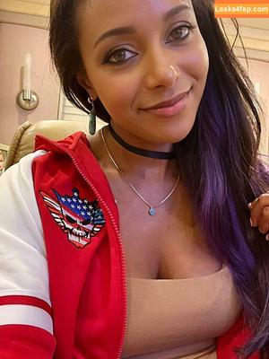 Brandi Rhodes photo #0190