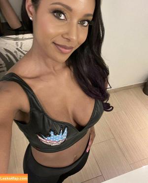 Brandi Rhodes photo #0197