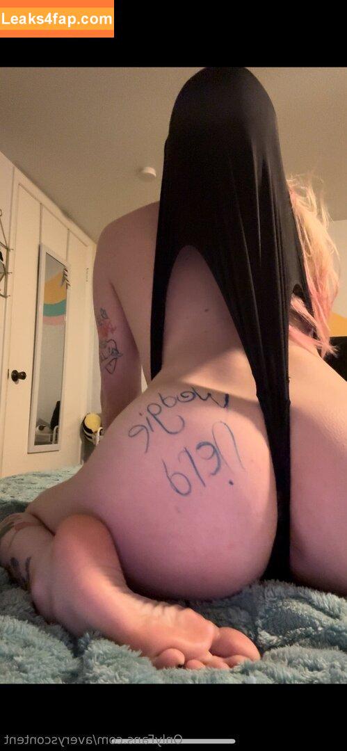 bratty999 / brattyxb leaked photo photo #0012